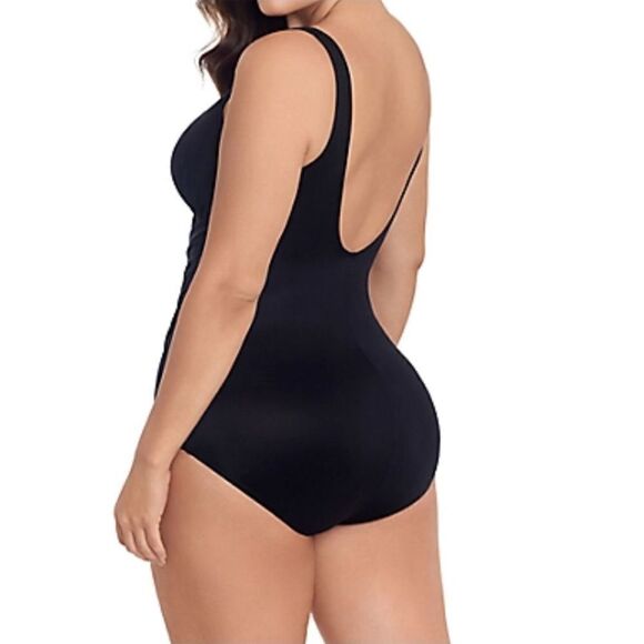 New. Miraclesuit drape swimsuit. Retails $180. Size 16 - Picture 2 of 11